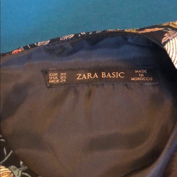 Beautiful Zara floral dress - Picture 3 of 5